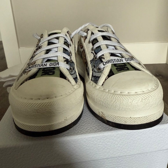 Dior Sneakers - Picture 4 of 7